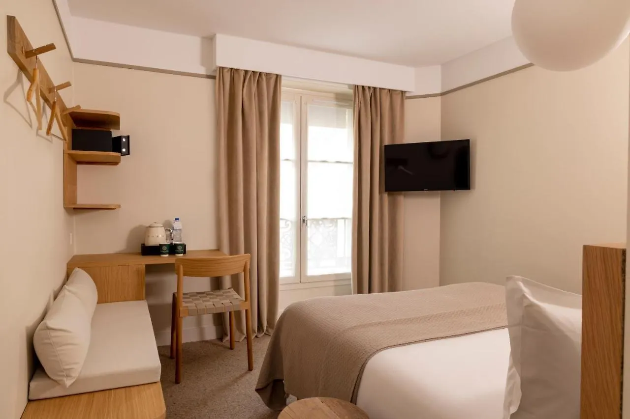 Joe M Hotel