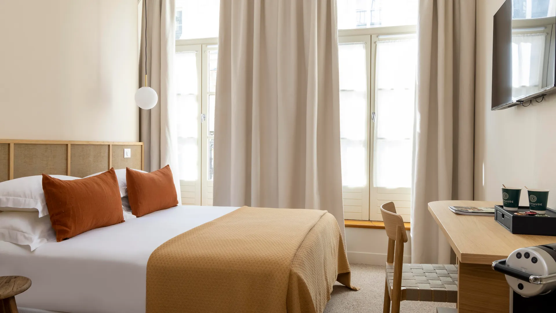 Joe M Hotel 3*